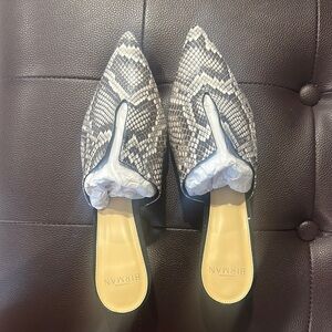 Black and White Women's Shoes Python